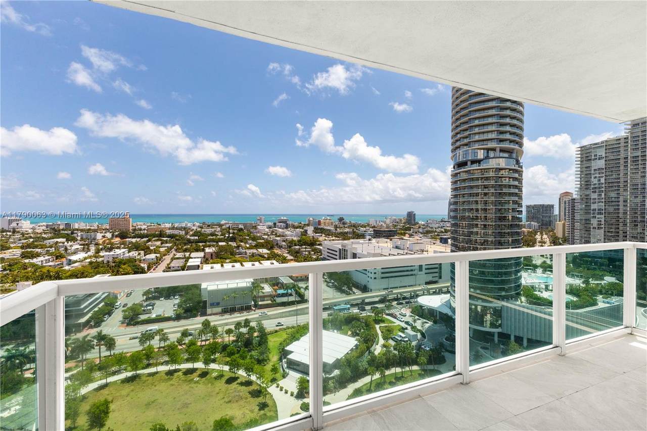 650 West Ave - Photo 1