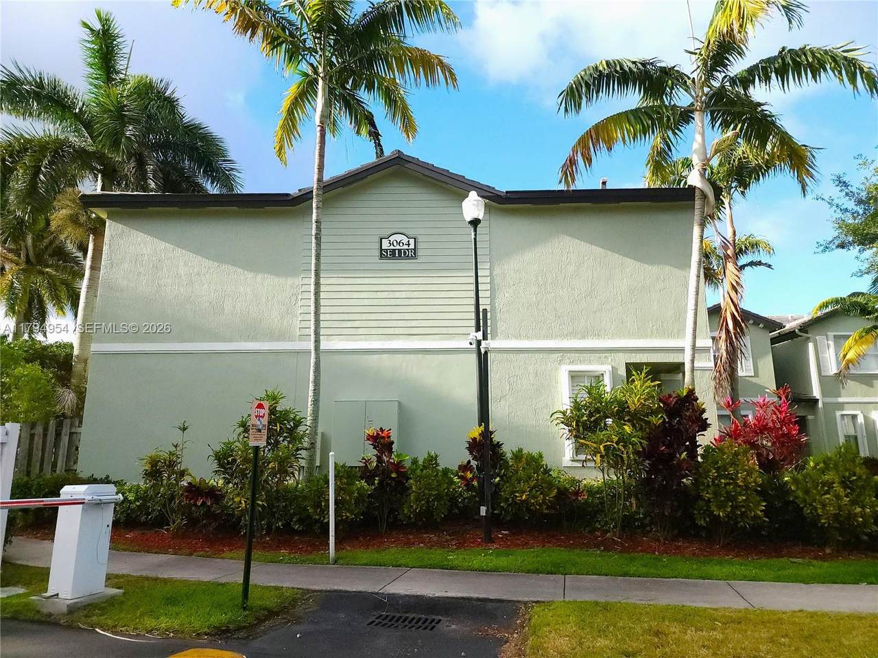 https://bt-photos.global.ssl.fastly.net/miami/1280_boomver_5_A11794954-2.jpg