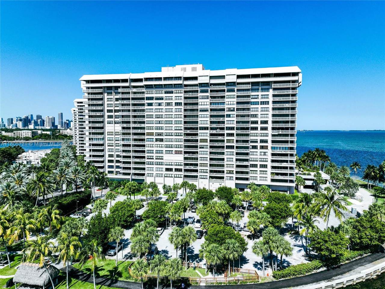 1 Grove Isle Dr - Photo 1