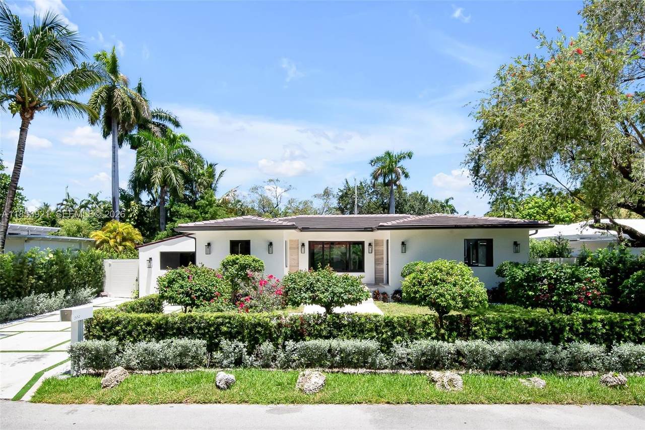 https://bt-photos.global.ssl.fastly.net/miami/1280_boomver_4_A11853921-2.jpg