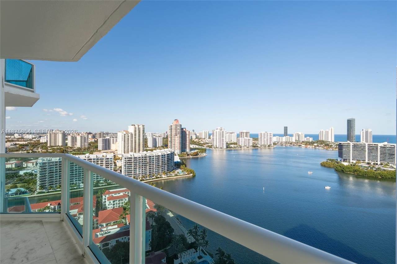 https://bt-photos.global.ssl.fastly.net/miami/1280_boomver_4_A11875854-2.jpg