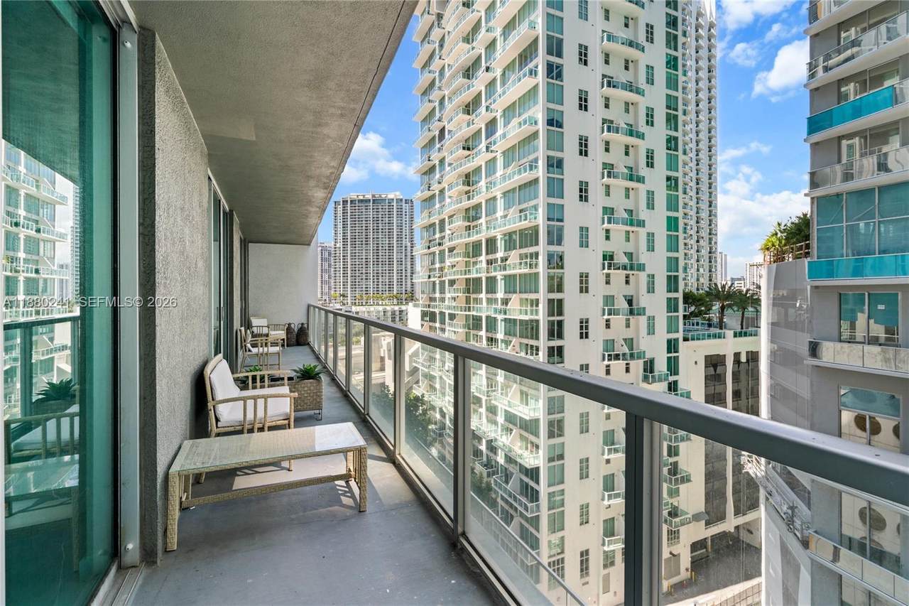 https://bt-photos.global.ssl.fastly.net/miami/1280_boomver_4_A11880241-2.jpg
