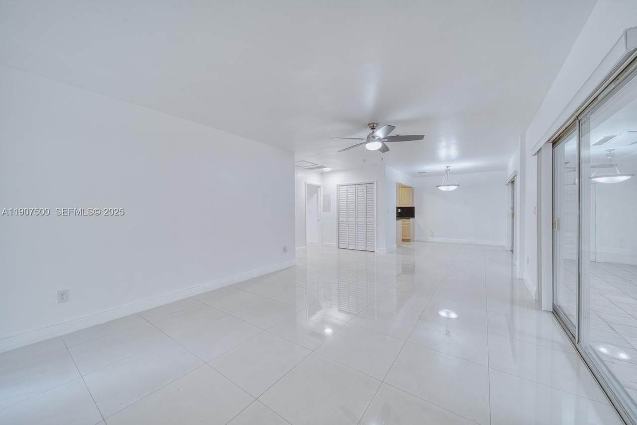 400 Minorca Ave - Photo 1