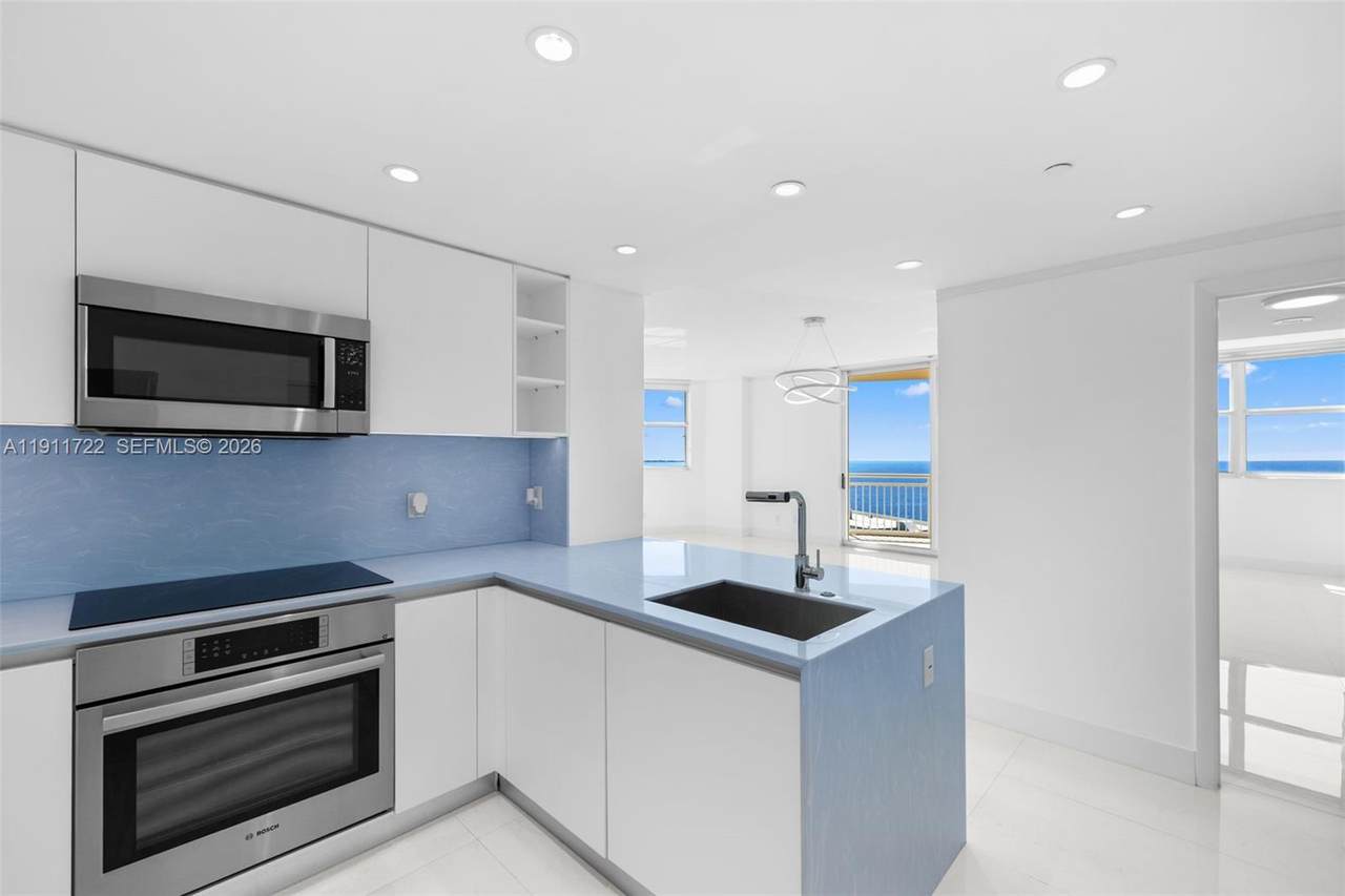 2475 Brickell Ave - Photo 1