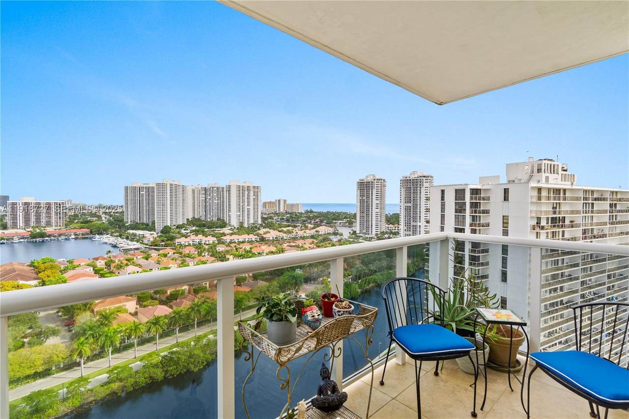 https://bt-photos.global.ssl.fastly.net/miami/1280_boomver_5_A11918727-2.jpg
