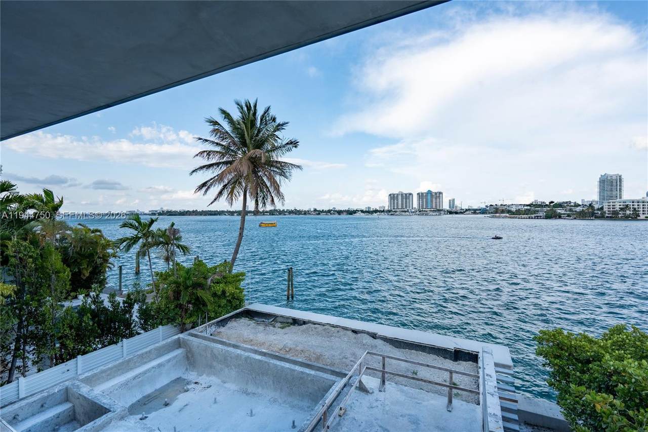 https://bt-photos.global.ssl.fastly.net/miami/1280_boomver_4_A11944750-2.jpg