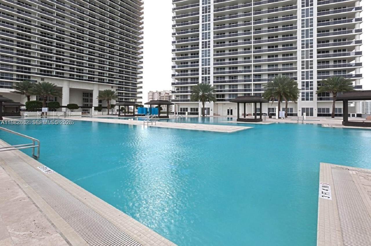 https://bt-photos.global.ssl.fastly.net/miami/1280_boomver_5_A11982682-2.jpg