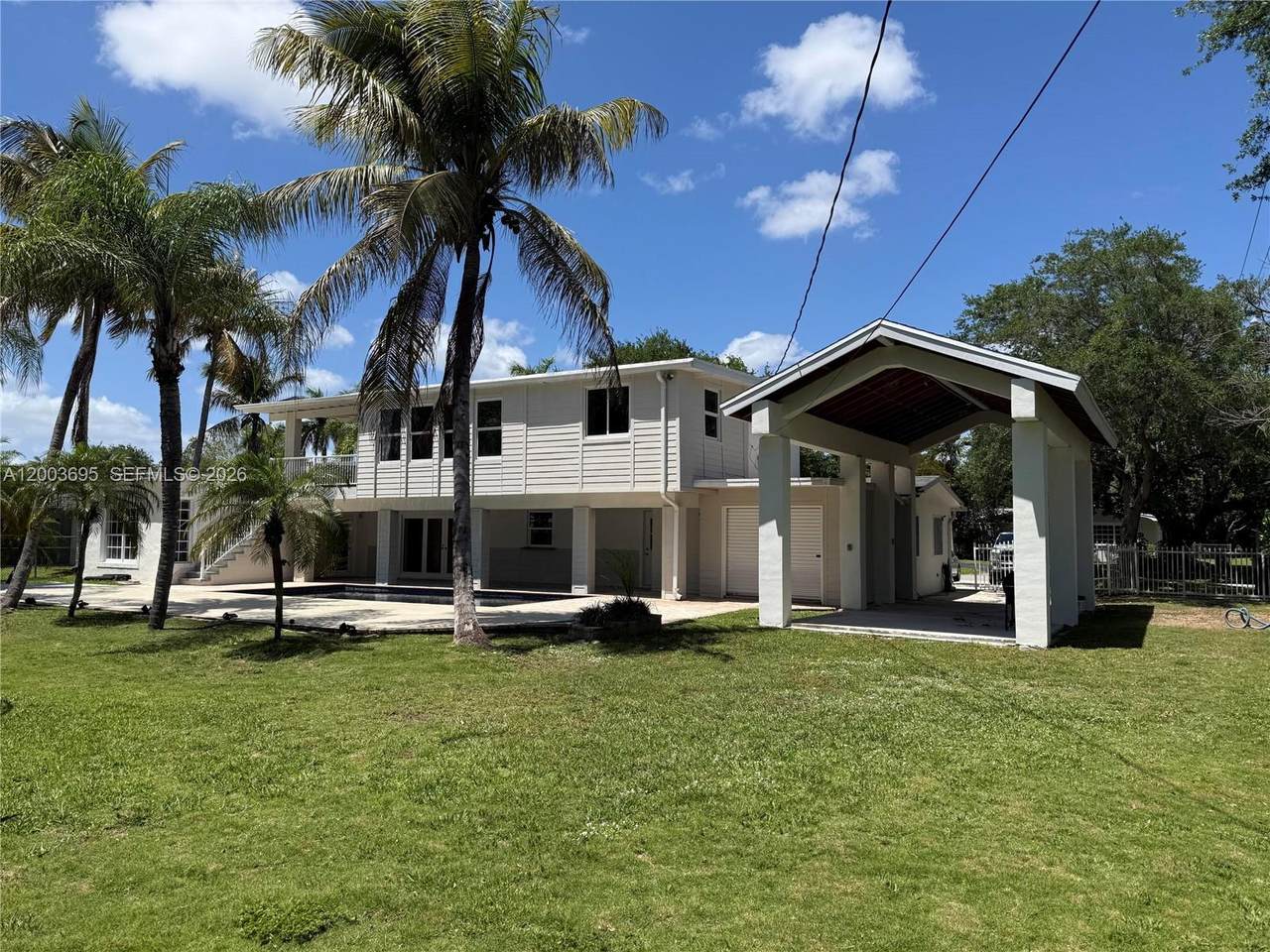 https://bt-photos.global.ssl.fastly.net/miami/1280_boomver_1_A12003695-2.jpg