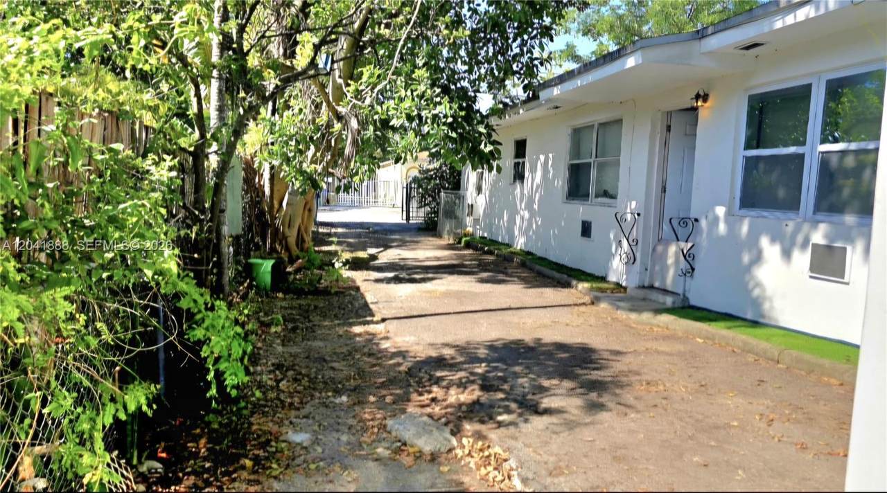 https://bt-photos.global.ssl.fastly.net/miami/1280_boomver_5_A12041888-2.jpg