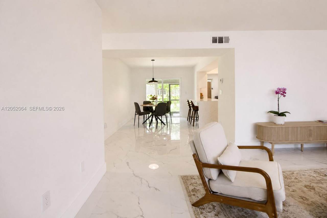 https://bt-photos.global.ssl.fastly.net/miami/1280_boomver_5_A12052064-2.jpg