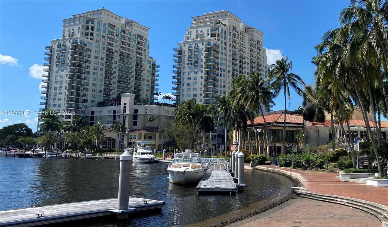 610 Las Olas Blvd - Photo 1