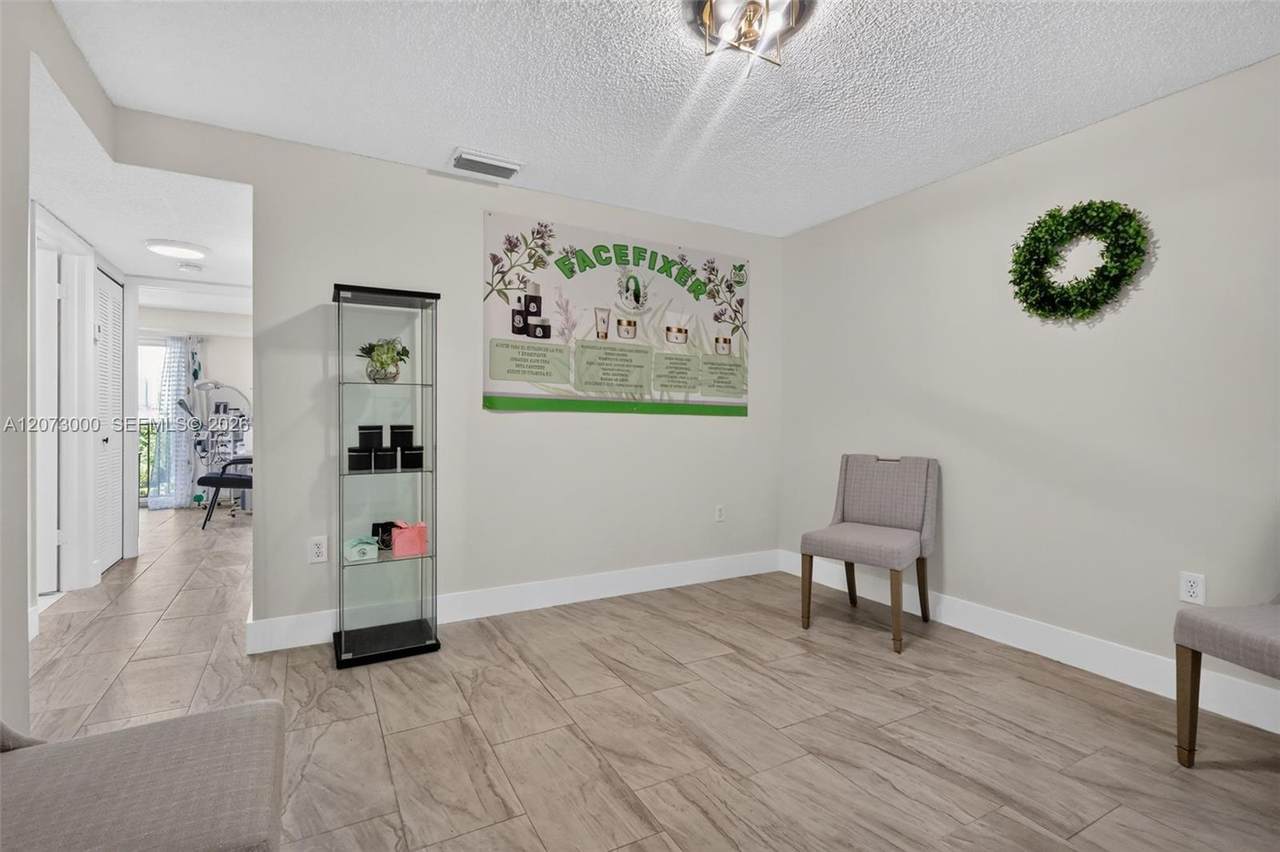 199 12th Ave - Photo 1