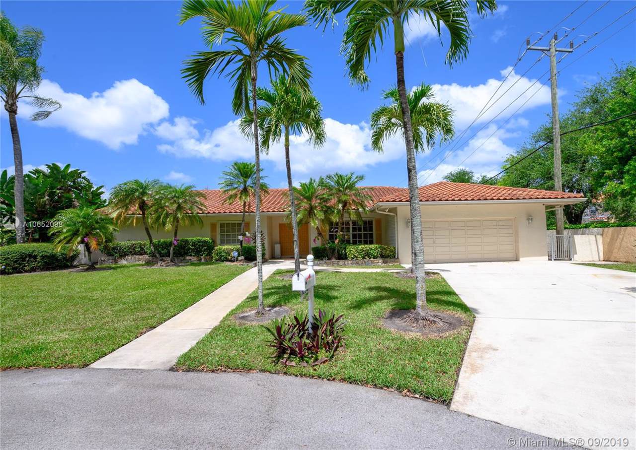 12541 1 PLACE - Photo 1