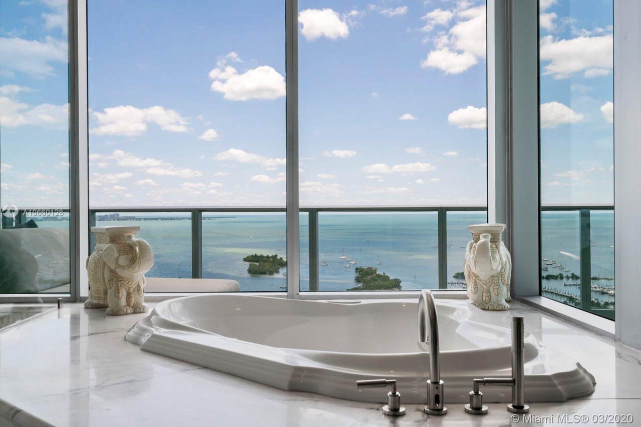 2627 Bayshore Dr - Photo 1