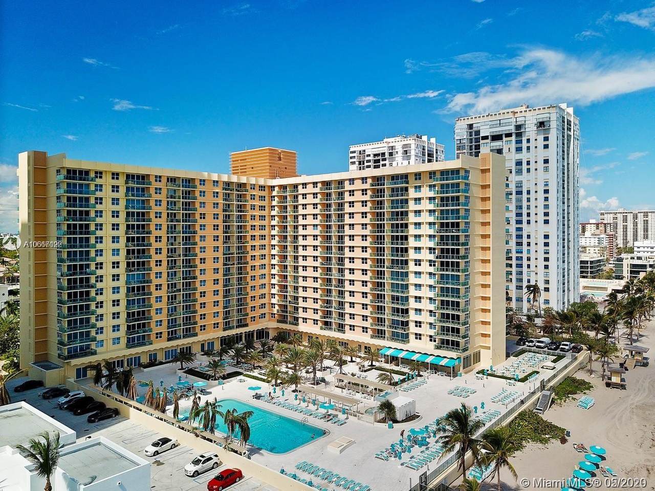 2501 Ocean Dr - Photo 1