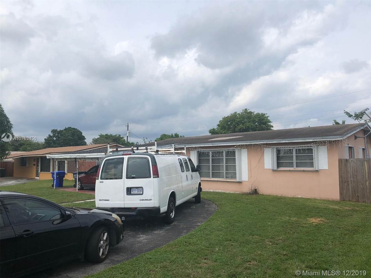 6551 Hayes St - Photo 1