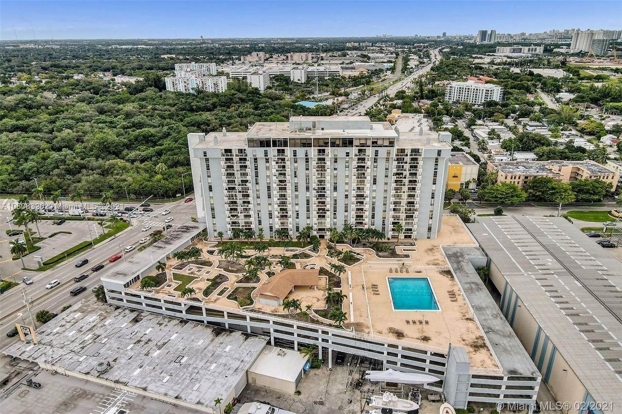 13499 Biscayne Blvd - Photo 1