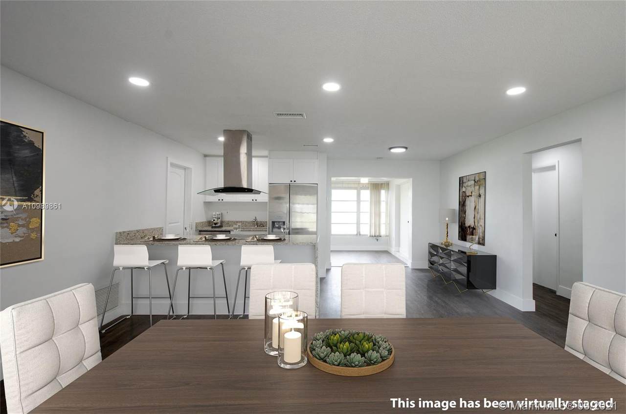 211 25th Ct - Photo 1