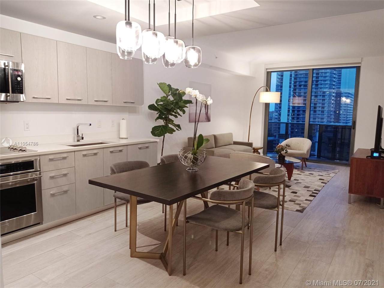 55 9th St - Photo 1