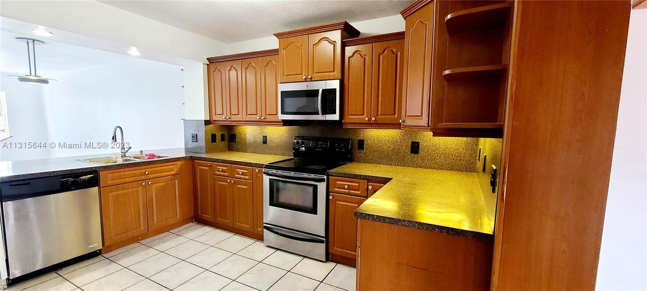 15436 112th Pl - Photo 1