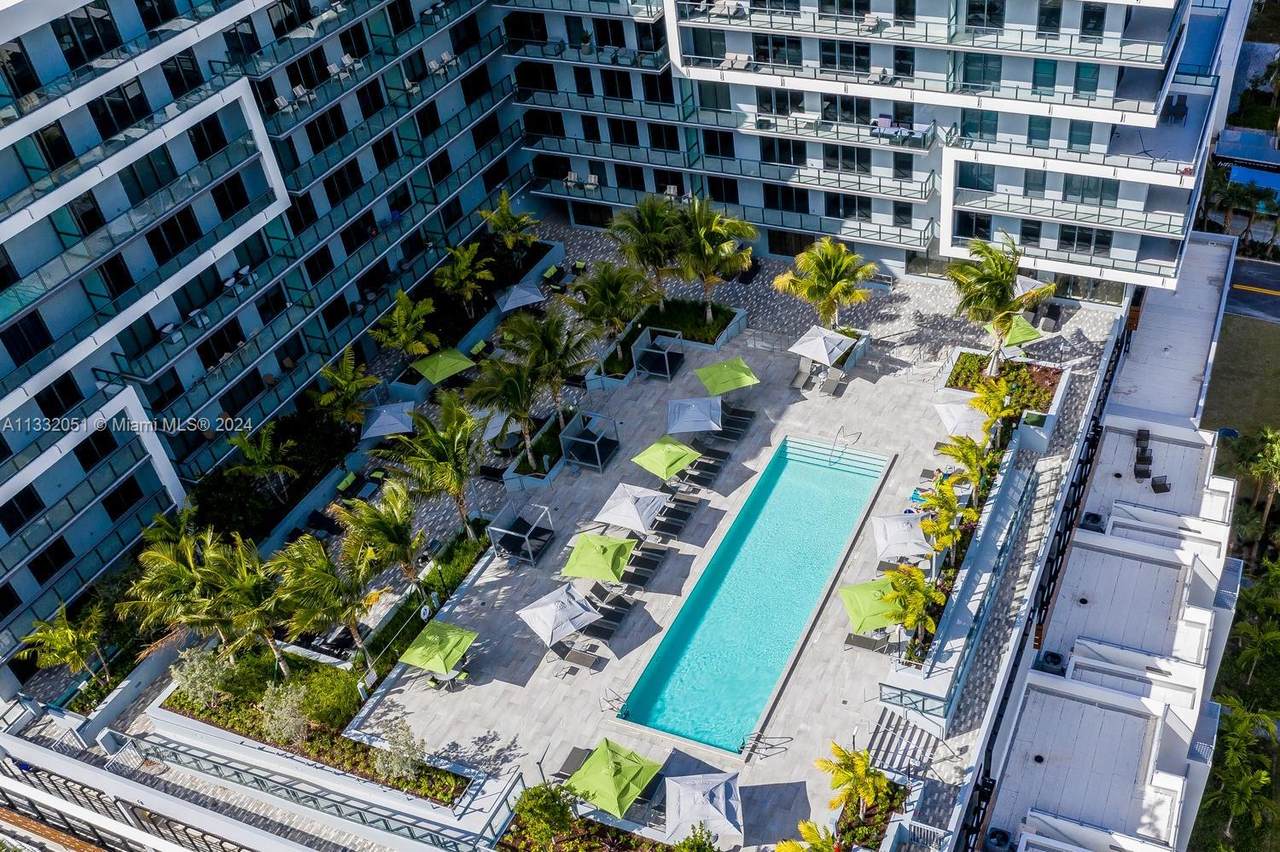 https://bt-photos.global.ssl.fastly.net/miami/1280_boomver_4_A11332051-2.jpg