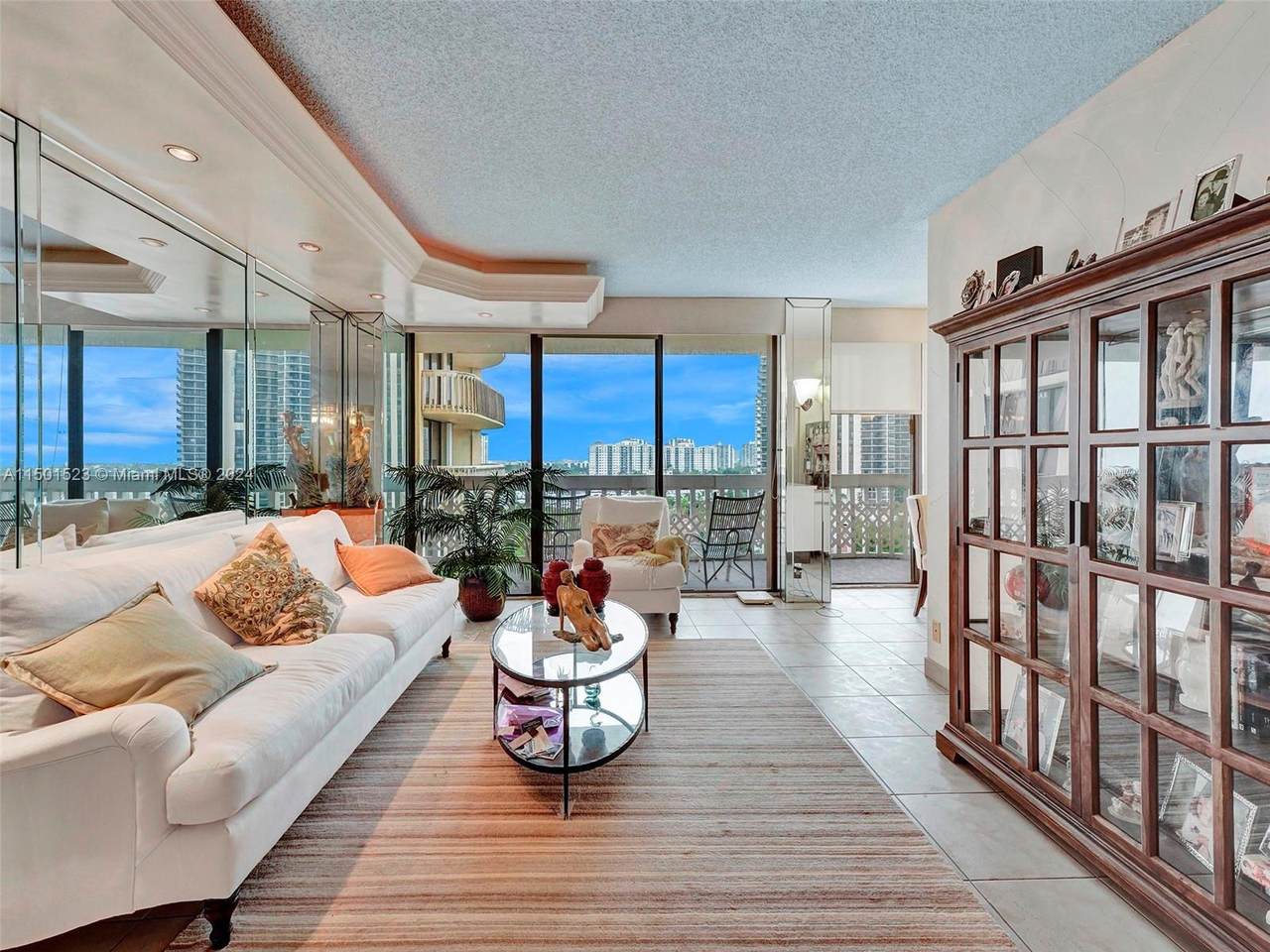 https://bt-photos.global.ssl.fastly.net/miami/1280_boomver_5_A11501523-2.jpg