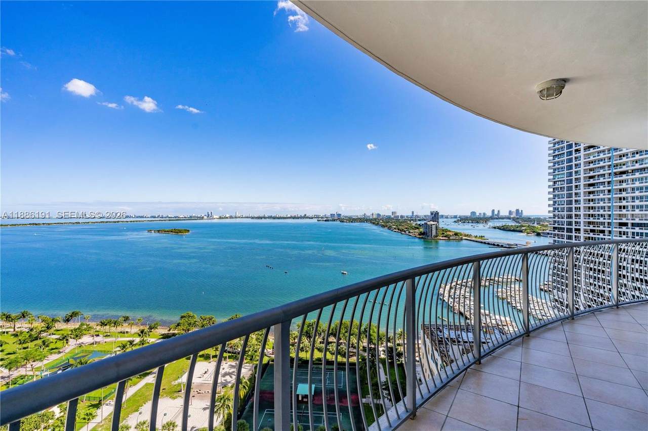 1750 Bayshore Dr - Photo 1