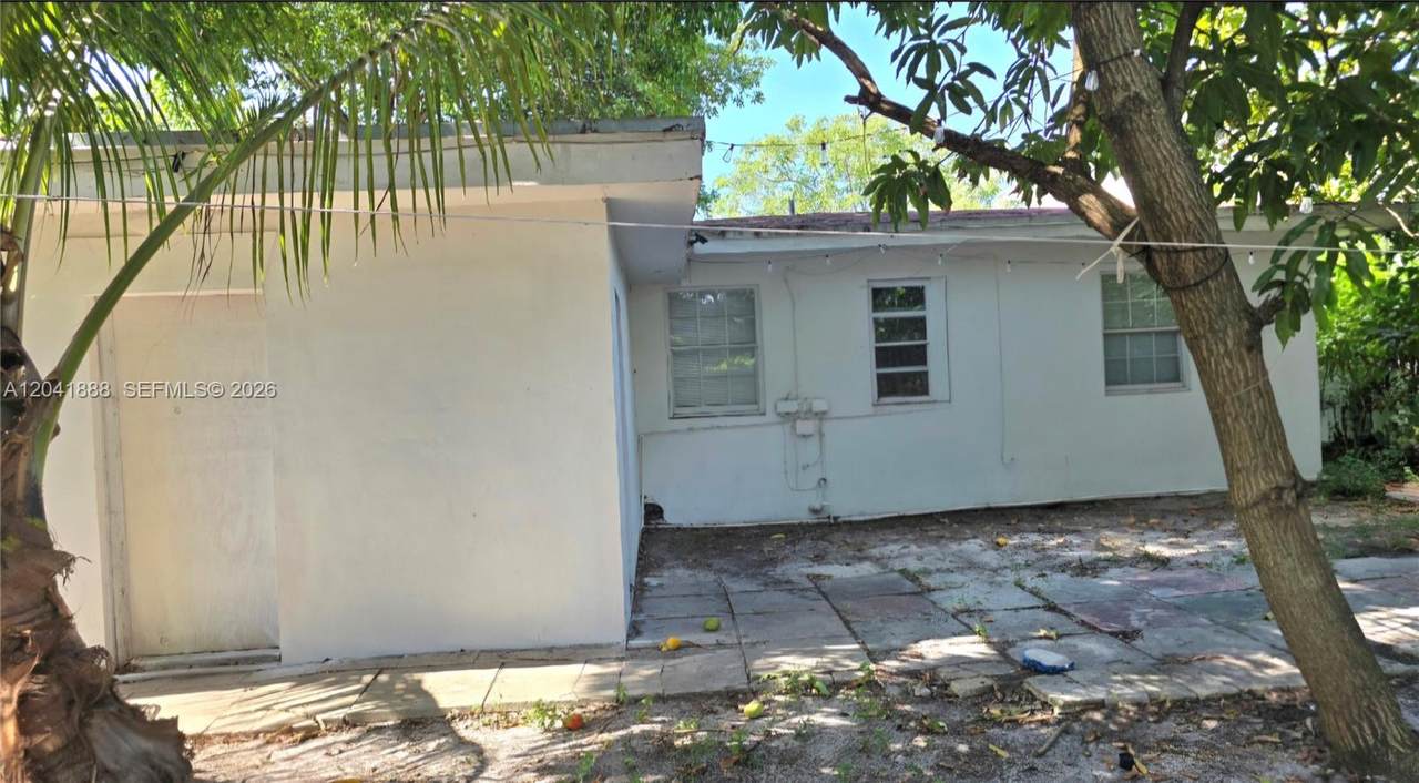 https://bt-photos.global.ssl.fastly.net/miami/1280_boomver_5_A12041888-2.jpg