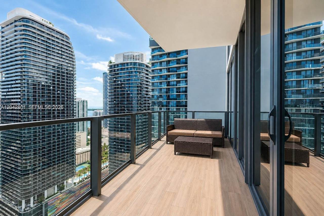 https://bt-photos.global.ssl.fastly.net/miami/1280_boomver_5_A12042801-2.jpg