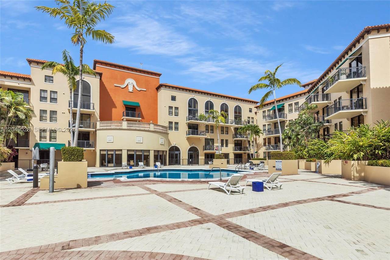 https://bt-photos.global.ssl.fastly.net/miami/1280_boomver_6_A12049528-2.jpg
