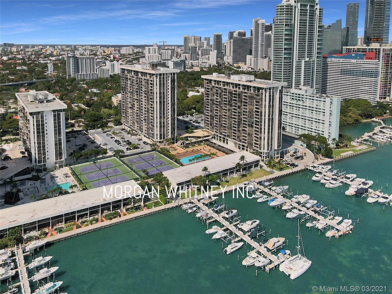 1901 Brickell Ave - Photo 1