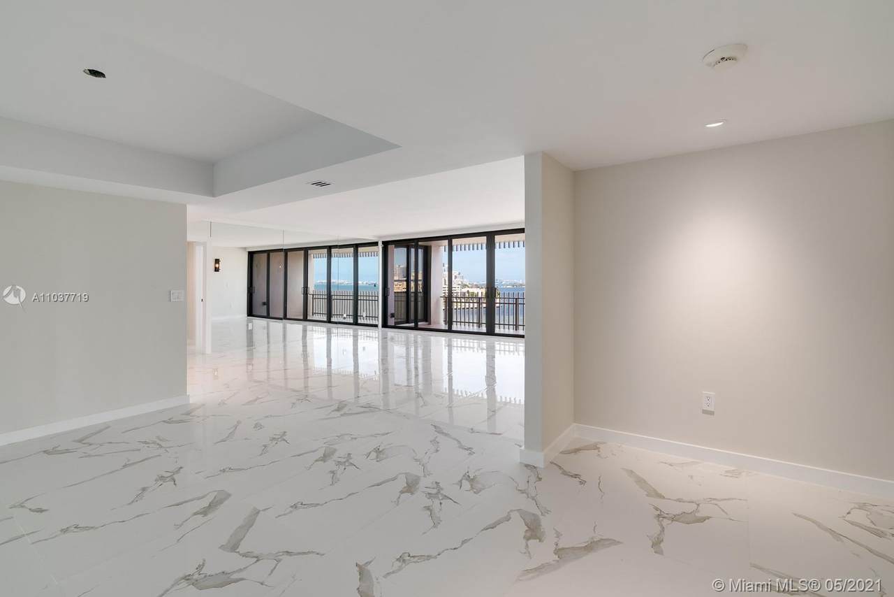 3 Grove Isle Dr - Photo 1