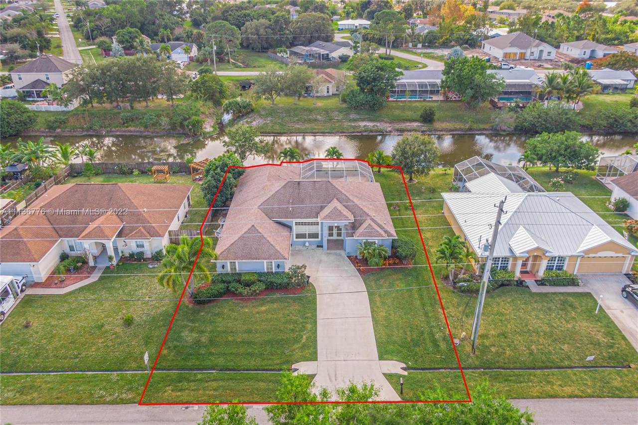 474 Carter Ave - Photo 1