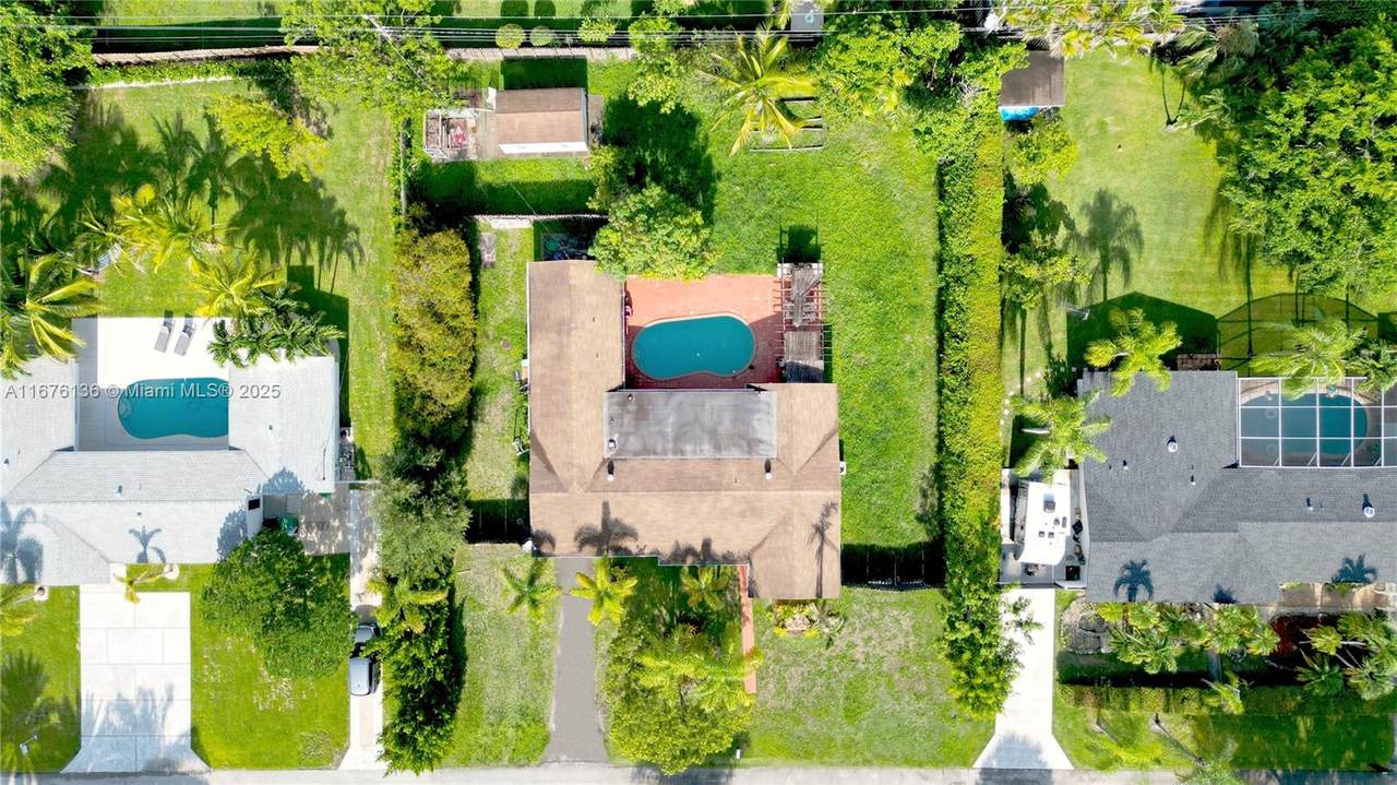 14465 96th Ave - Photo 1