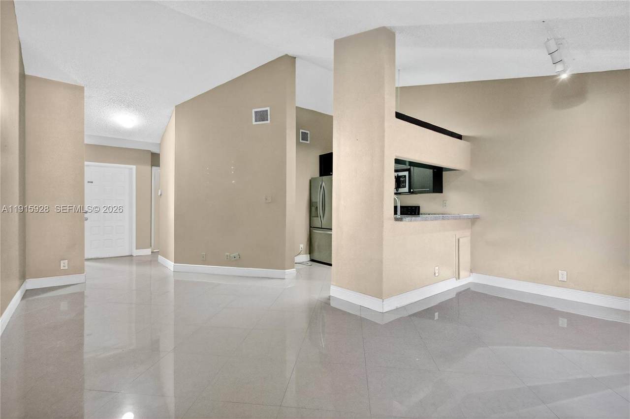 https://bt-photos.global.ssl.fastly.net/miami/1280_boomver_7_A11915928-2.jpg