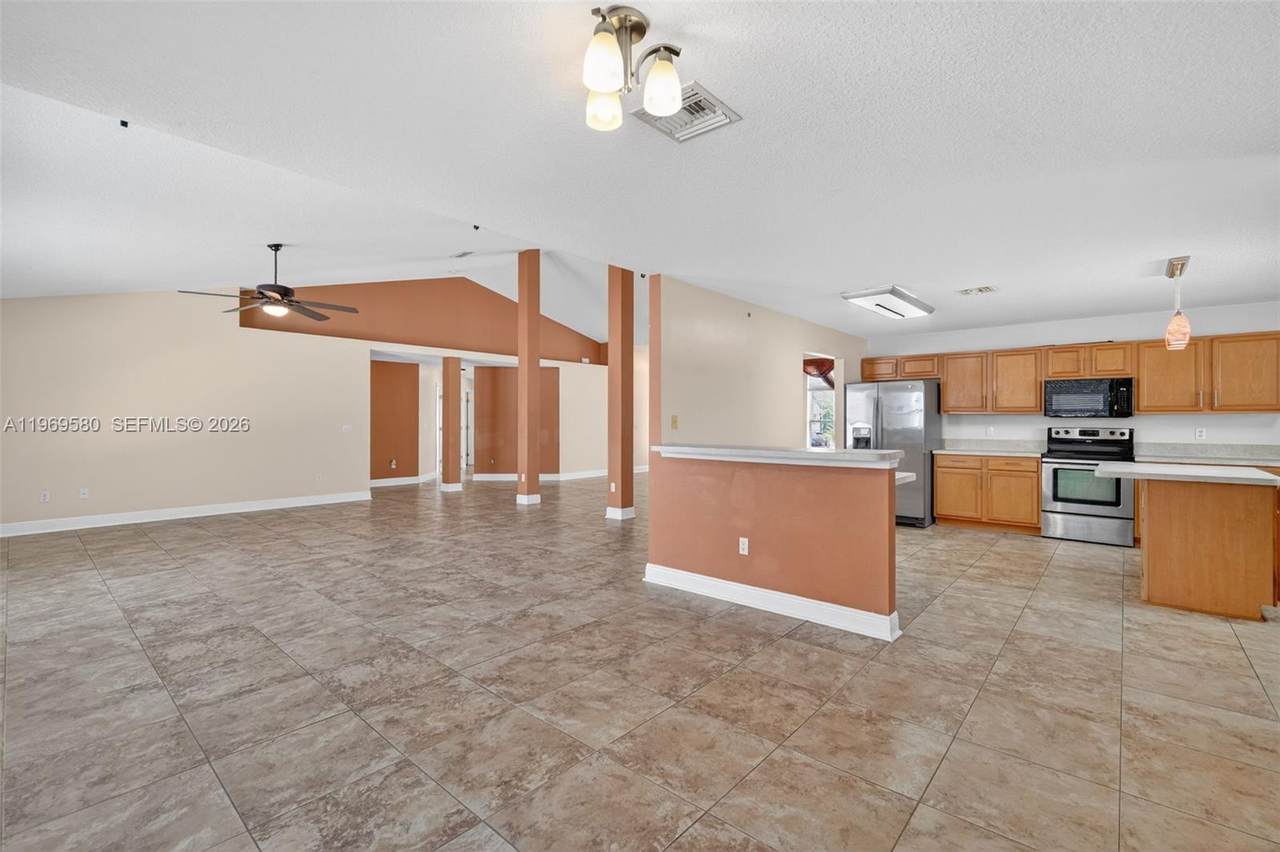 6762 Daffodil Ln - Photo 1