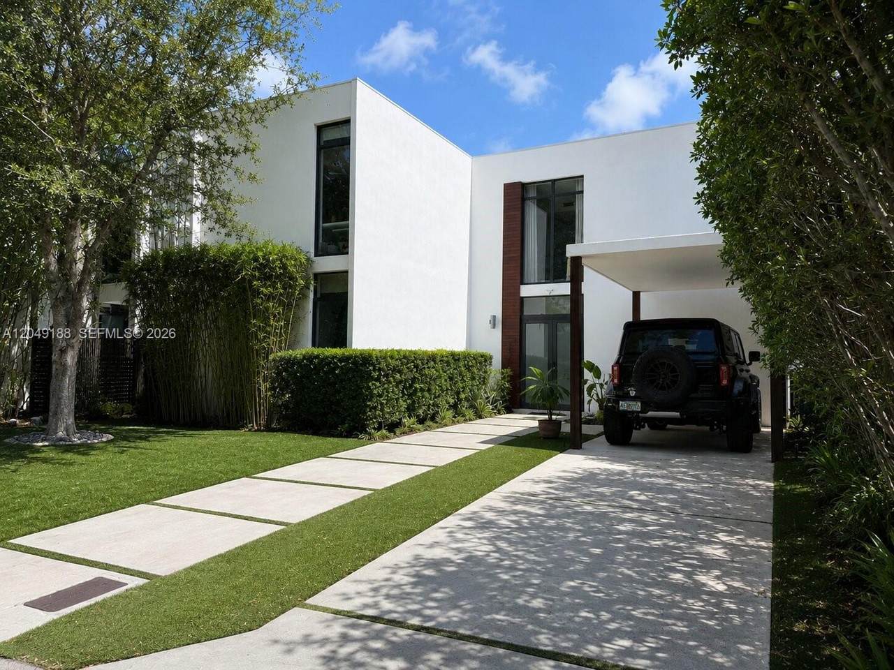 https://bt-photos.global.ssl.fastly.net/miami/1280_boomver_7_A12049188-2.jpg