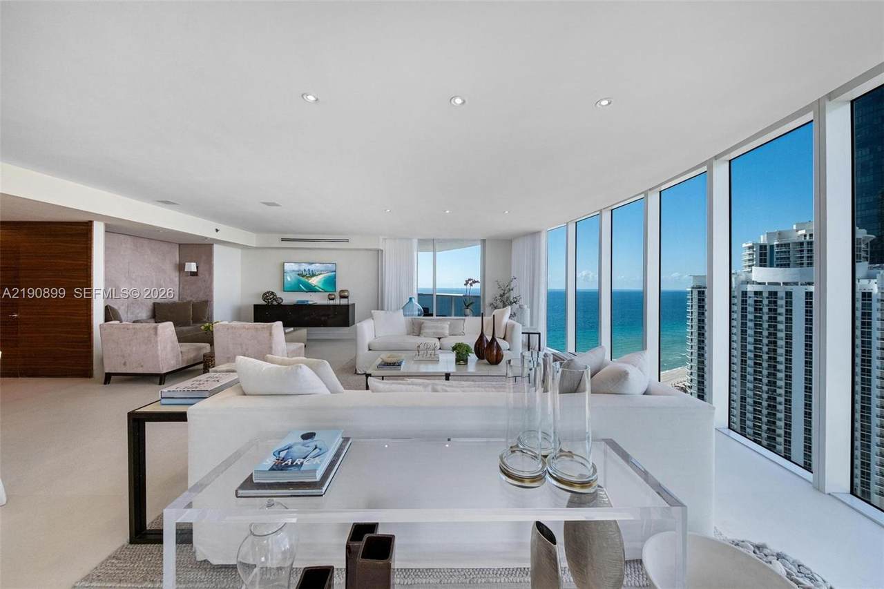 18911 Collins Ave - Photo 1