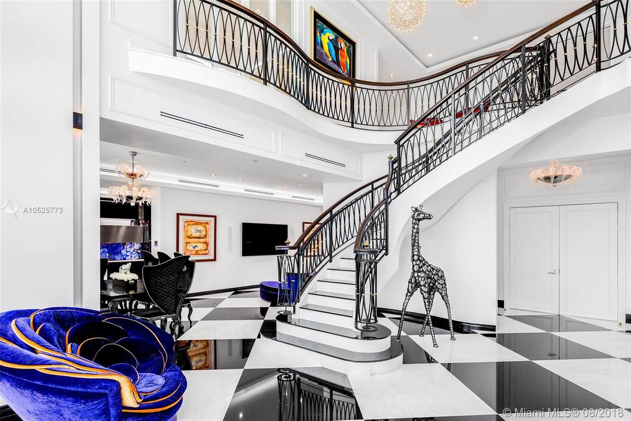 1455 Ocean Dr - Photo 1