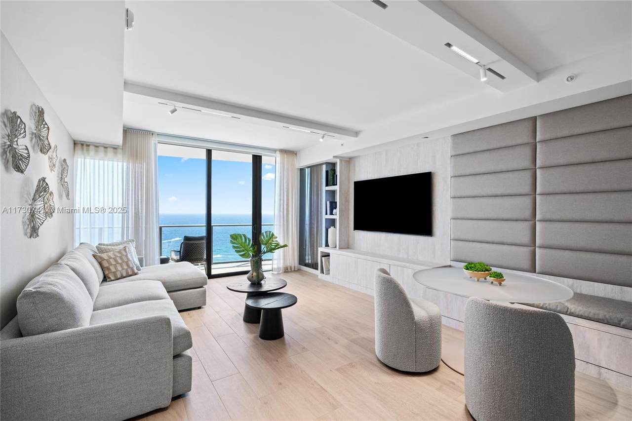 1116 Ocean Blvd - Photo 1