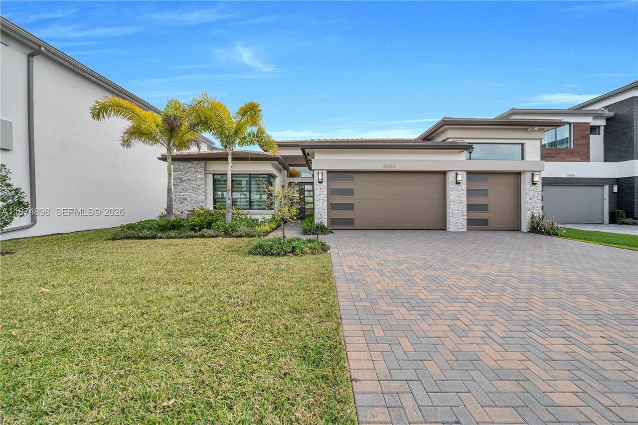 https://bt-photos.global.ssl.fastly.net/miami/1280_boomver_10_A11974898-2.jpg