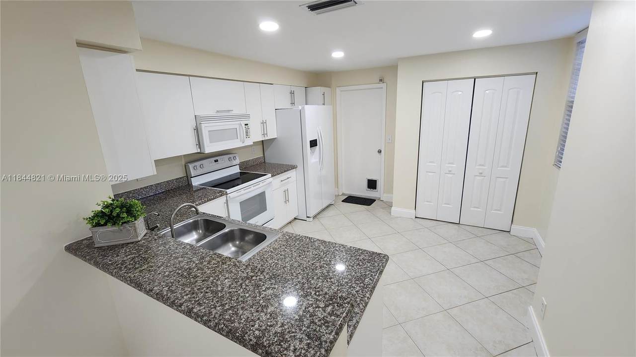 https://bt-photos.global.ssl.fastly.net/miami/1280_boomver_6_A11844821-2.jpg