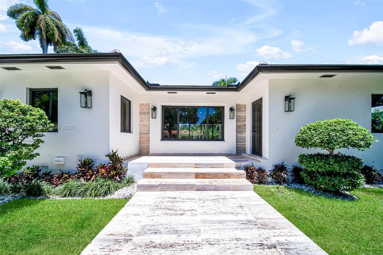 899 71st St - Photo 1