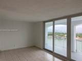 5401 Collins Ave - Photo 10