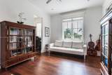 6201 Chapman Field Dr - Photo 17