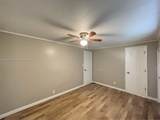 2903 Harbor Ln - Photo 11