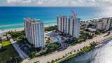 1201 Ocean Dr - Photo 4