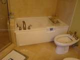 6365 Collins Av - Photo 13