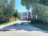 190 57th St - Photo 5