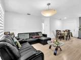 2310 33rd St - Photo 3